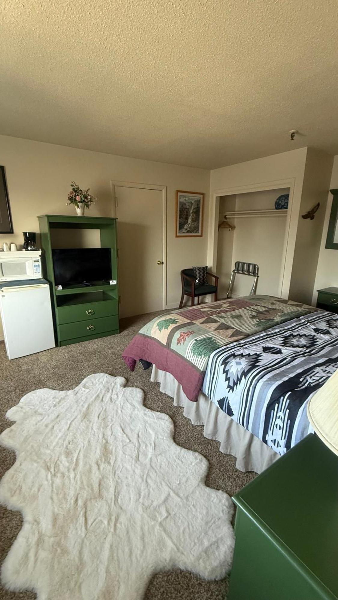 The Kenai Inn Екстер'єр фото