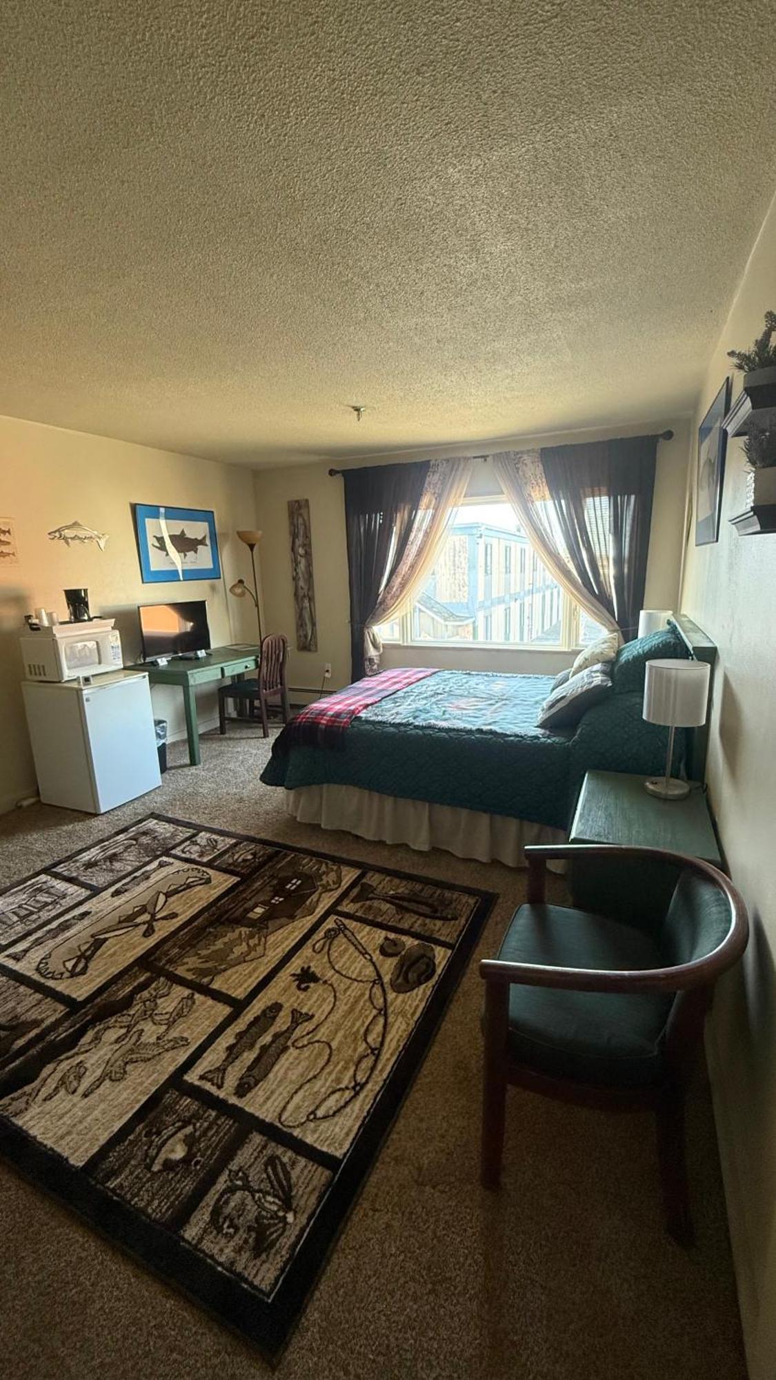 The Kenai Inn Екстер'єр фото